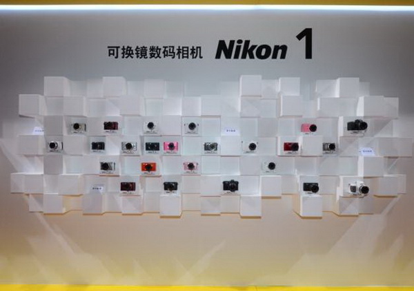 2025国际数字能源展在深圳开幕 展示300余项尖端技术